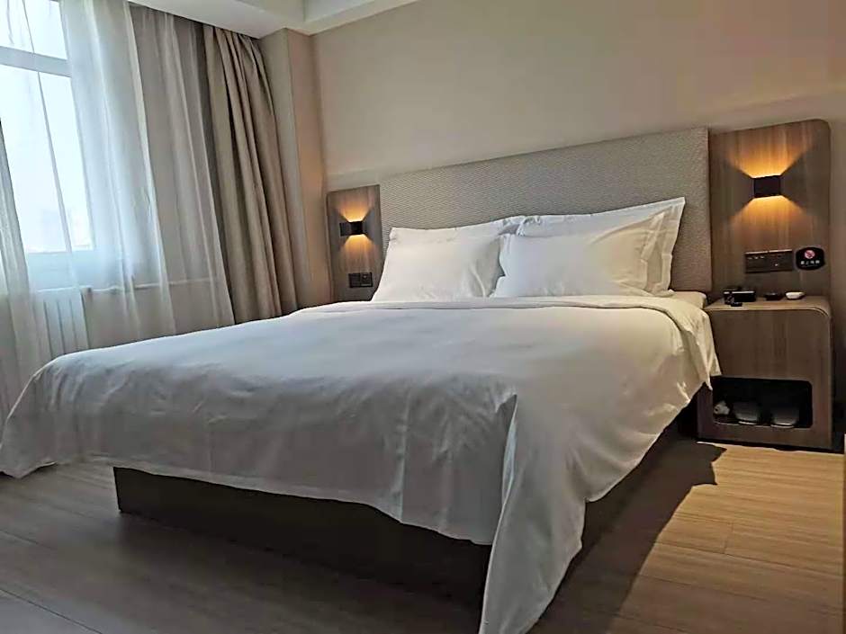 Hanting Hotel Shijiazhuang Zhonghua Street Bolin Zhuang Metro Station