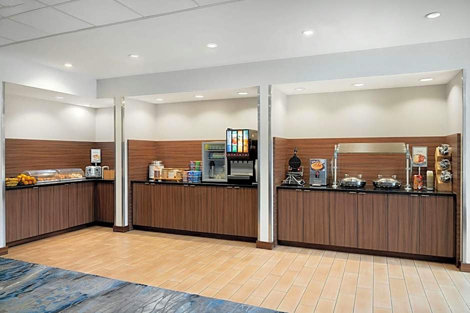 Fairfield Inn & Suites by Marriott Cincinnati Uptown/University Area