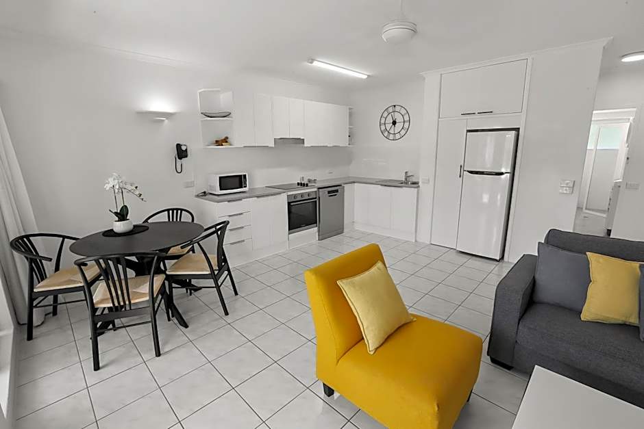 Agincourt Beachfront Apartments