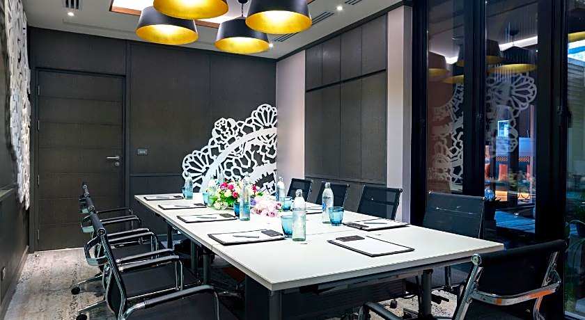 Mercure Samui Chaweng Tana Hotel