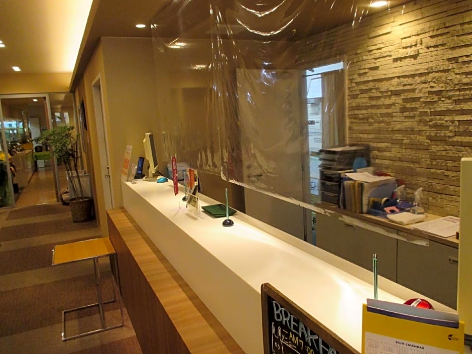 Hotel Green With