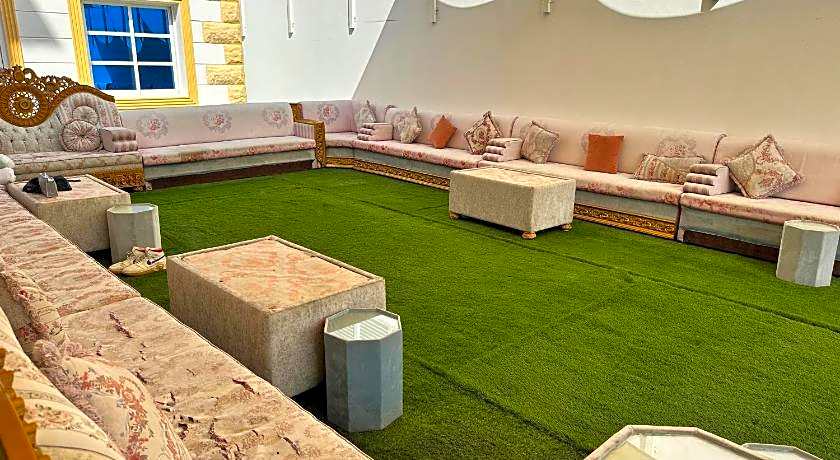 International-Abu Dhabi Hostel Villa