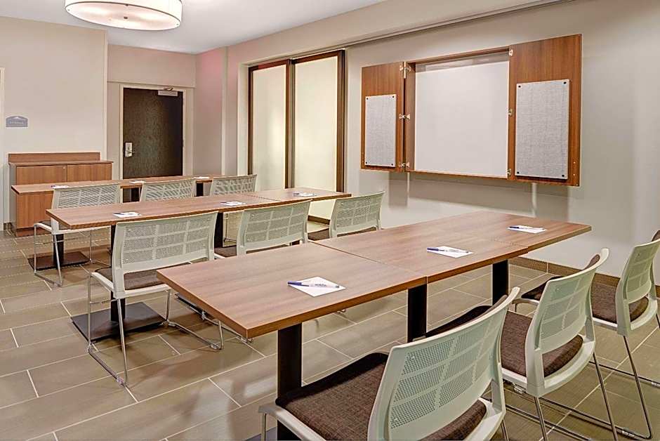Microtel Inn & Suites By Wyndham Philadelphia Airport Ridley