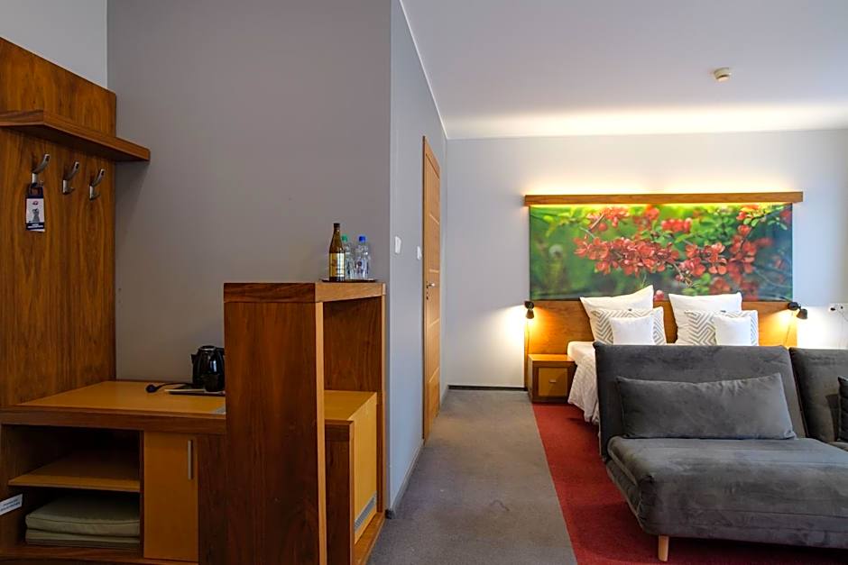 Hotel Szarlota - Kompleksowo na Kaszubach