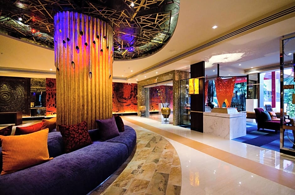 TONGTARA RIVERVIEW HOTEL