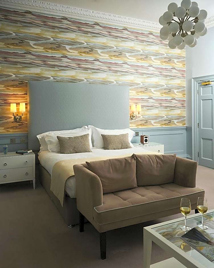 The Queensberry Hotel