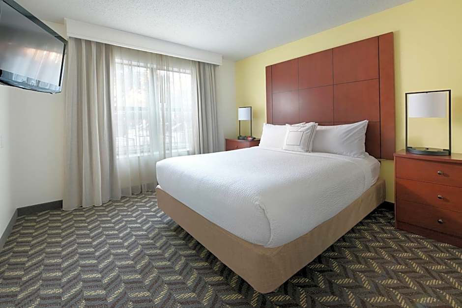 Residence Inn by Marriott Dallas Addison/Quorum Drive