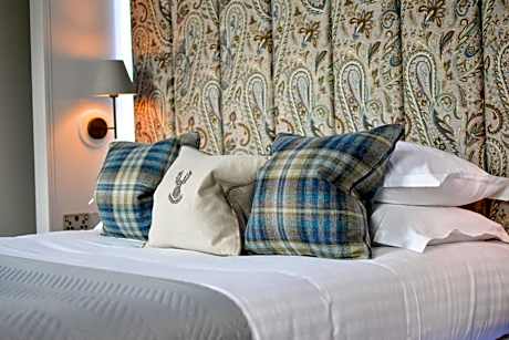 The Rutland Hotel & Apartments