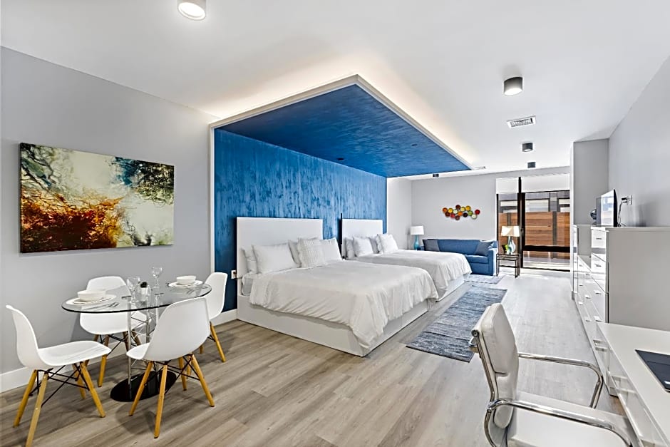 Global Luxury Suites at The Arches