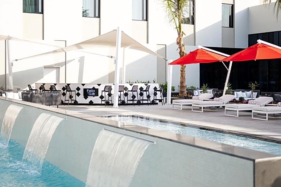 Maani Muscat Hotel and Apartments