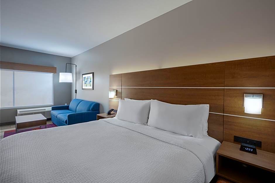 Holiday Inn Express and Suites Gilbert Mesa Gateway Airport By IHG