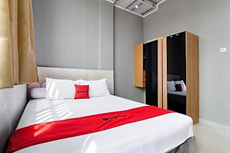 RedDoorz Lotte near PTC MALL