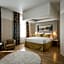 Opera Hotel