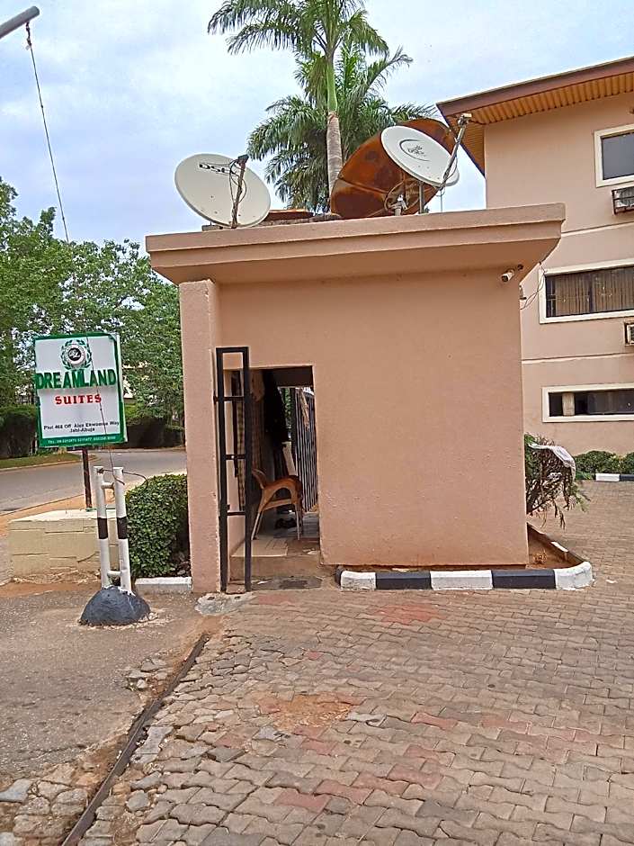 Dreamland Suites