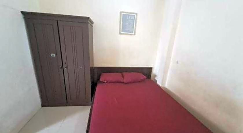 OYO 93477 Almahyra Guest House Syariah