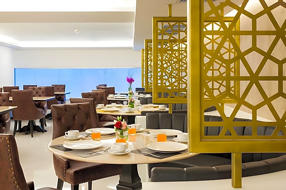 Grand 5 Hotel & Plaza Sukhumvit Bangkok