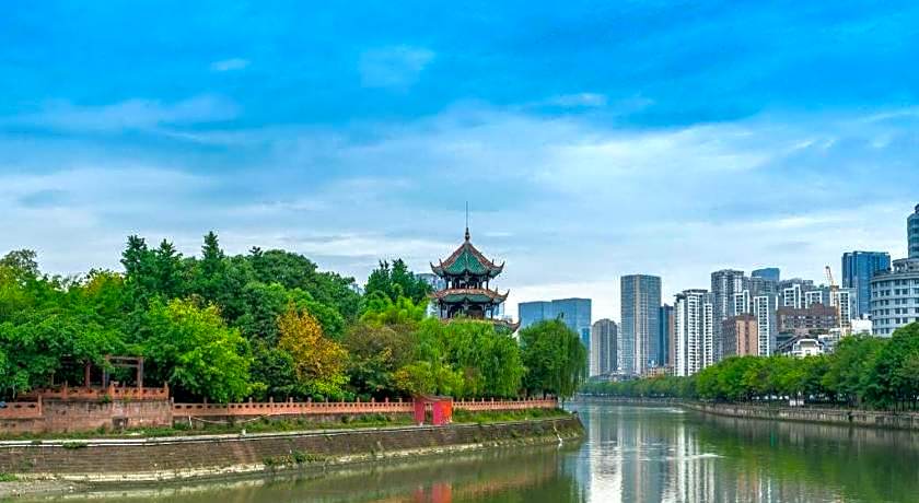7Day Premium Chengdu Railway East Station Capitaland Square Branch – Chengdu, IL