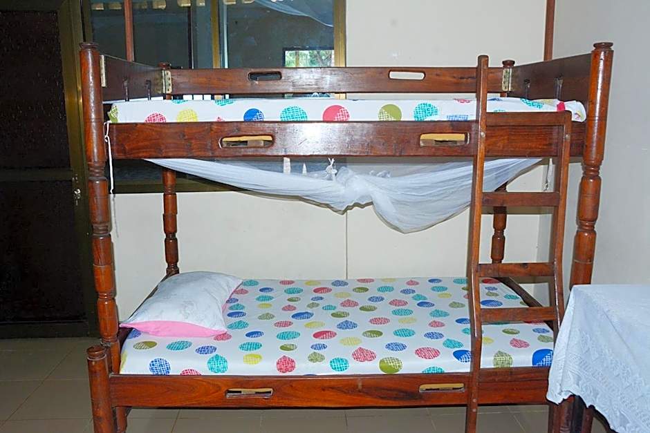 JJ & JE Family House