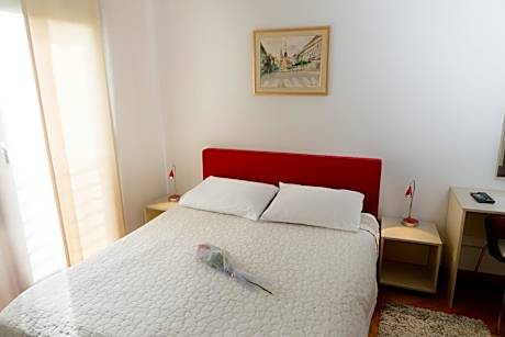 One-Bedroom Apartment with Terrace