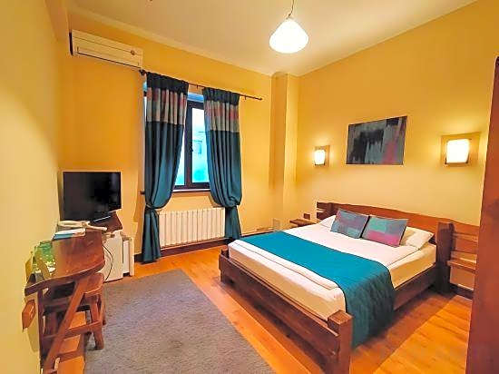 Saraishyq Hotel