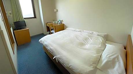 Single Room - Non-Smoking