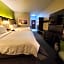 Holiday Inn Express Pearland By IHG