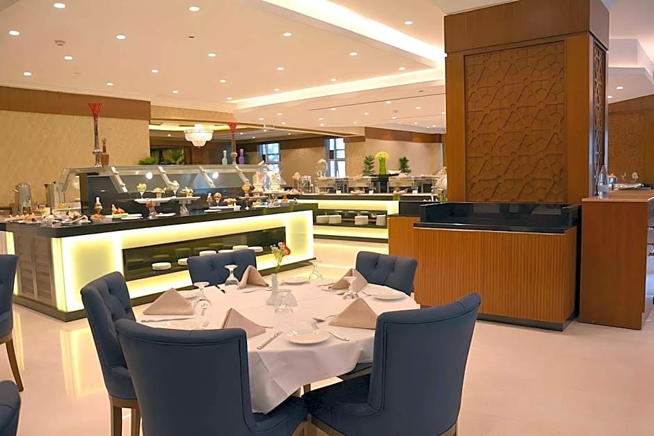 MADEN Hotel