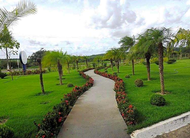 Lagoa Quente Flat Service -512B