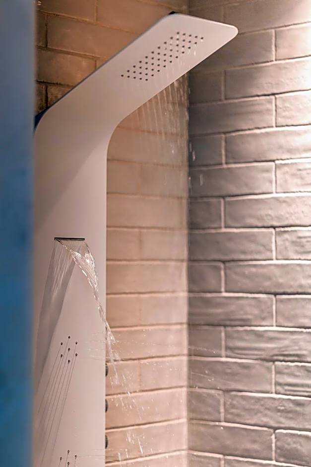 Legacy Gastro Suites