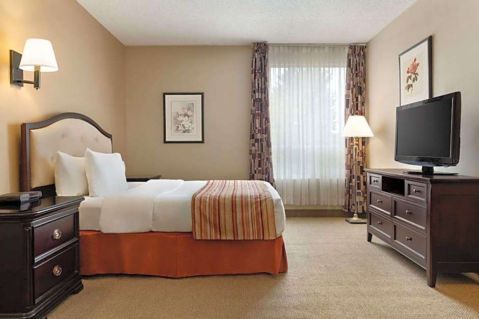 Ramada by Wyndham Fredericton
