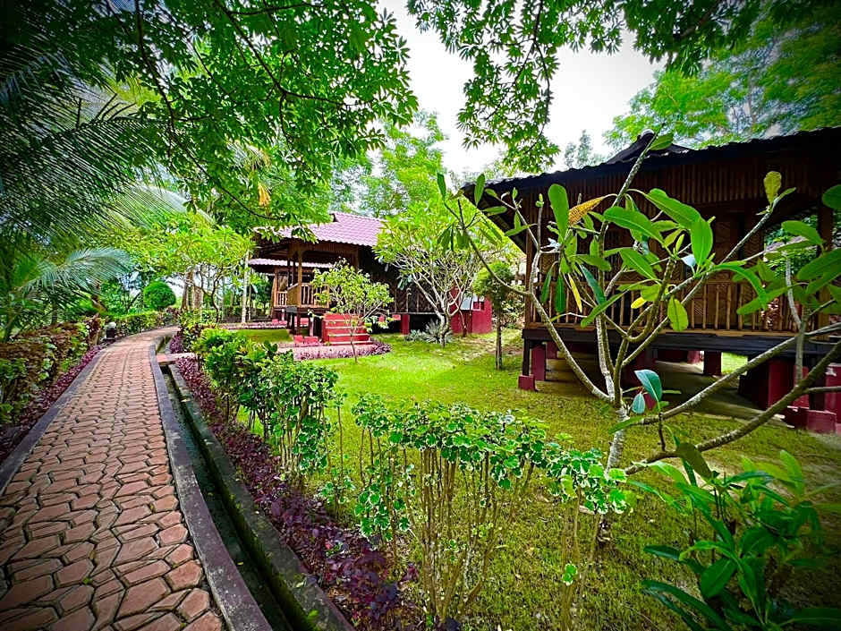 Hill Garden Hotel