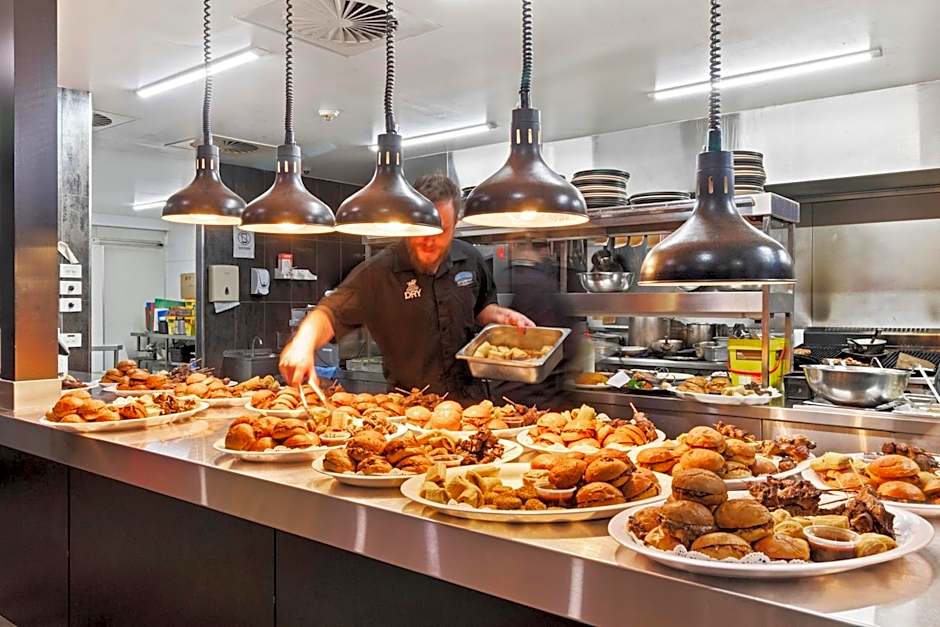 Hotel Queanbeyan Canberra