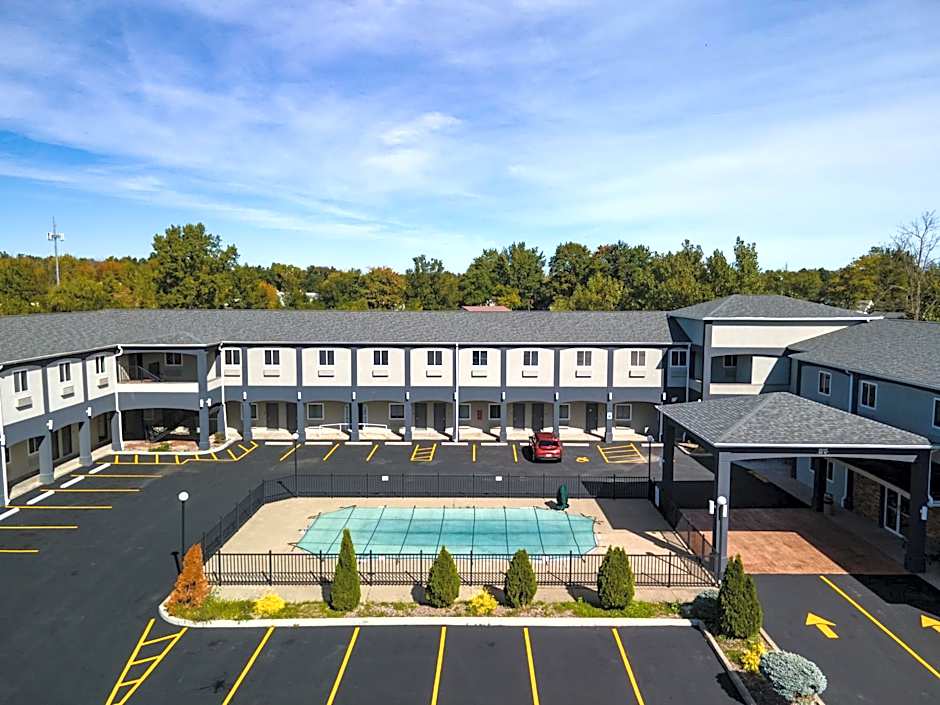 Days Inn & Suites by Wyndham Niagara Falls/Buffalo