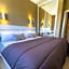 Casablanca Hotel Studios