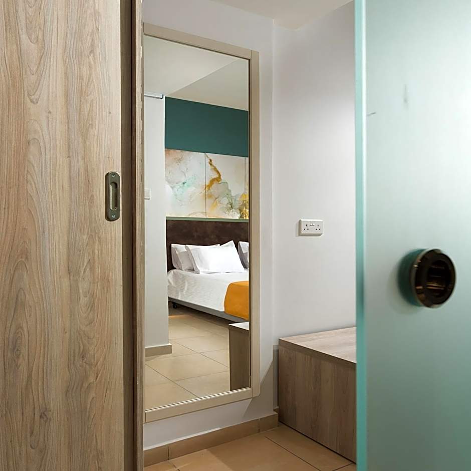 Mayfair Hotel formerly Smartline Paphos