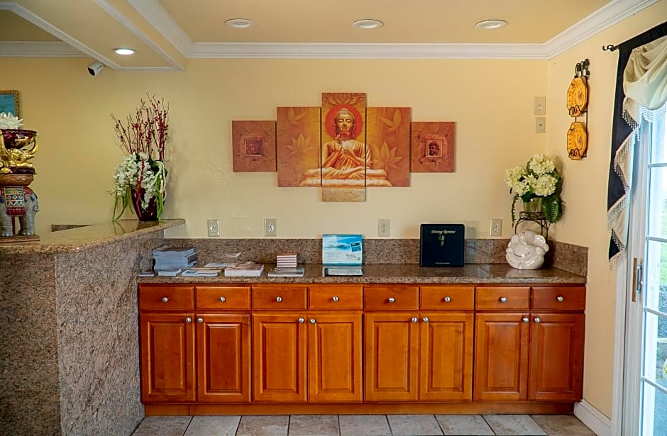 Sea Breeze Inn - San Simeon