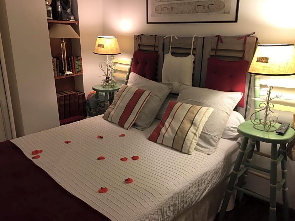 Chambre et salle de bain cocooning labellisée