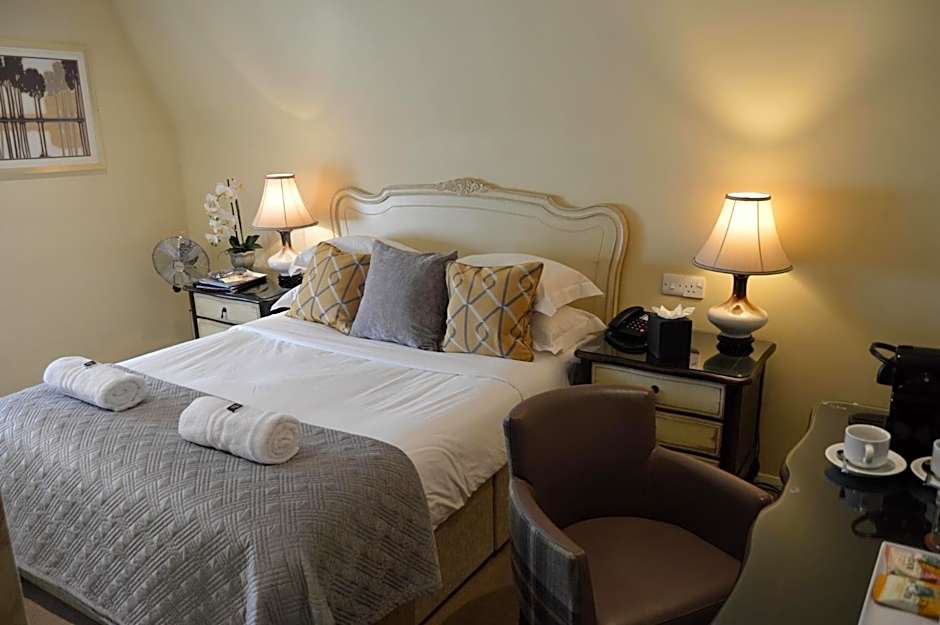 Le Bouchon Brasserie & Hotel