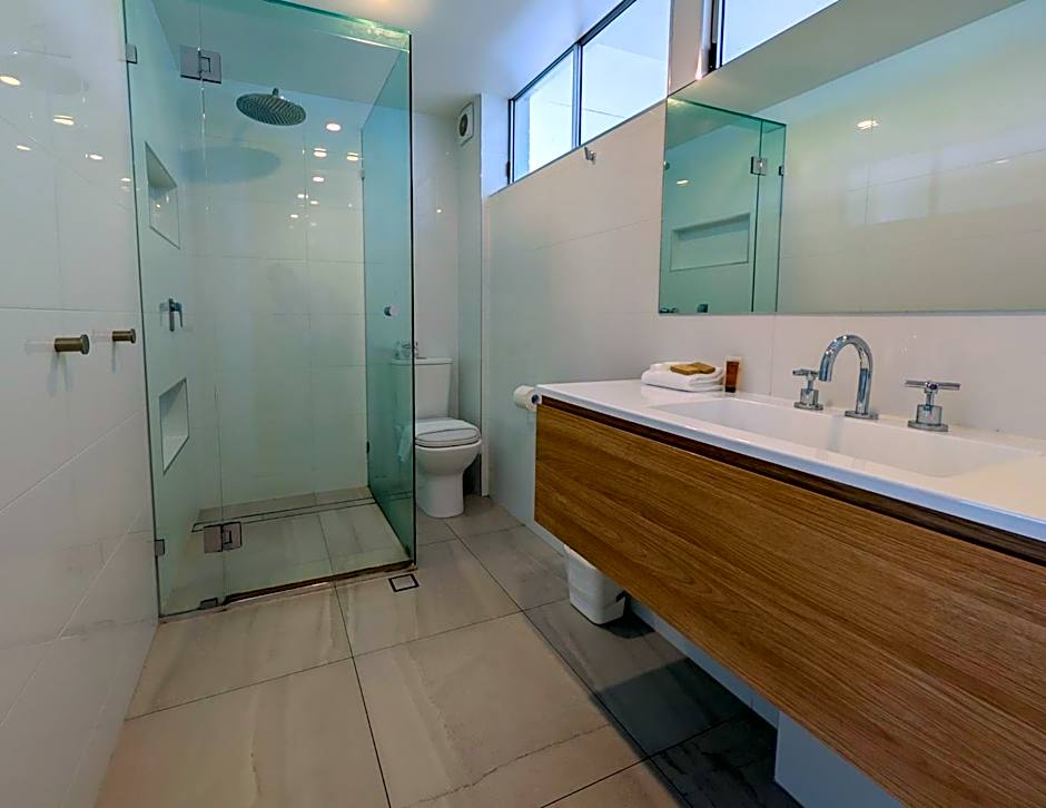 Noosa Parade Holiday Inn