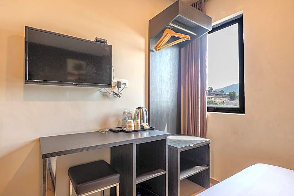 Gl Hotel