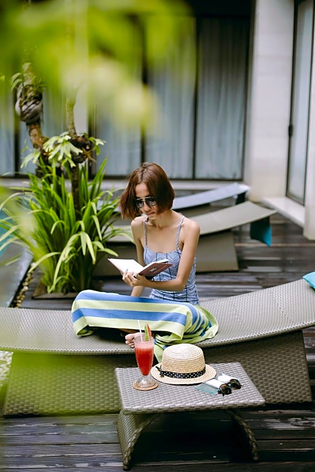 Hotel Terrace At Kuta