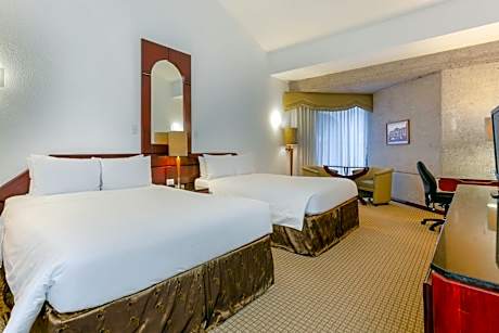 Standard Queen Room with Two Queen Beds