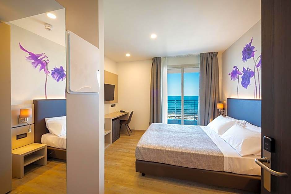 Hotel Tritone