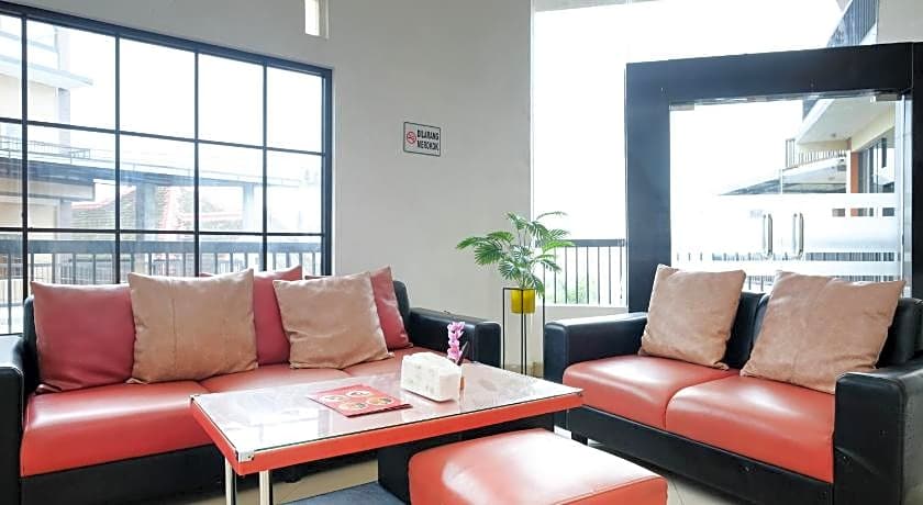 RedDoorz near Taman Rekreasi Selecta