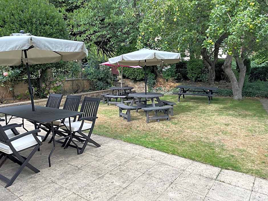 Mansfield Lodge Hotel Ltd