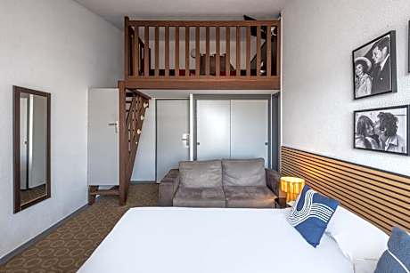 Deluxe Double Room with Terrace
