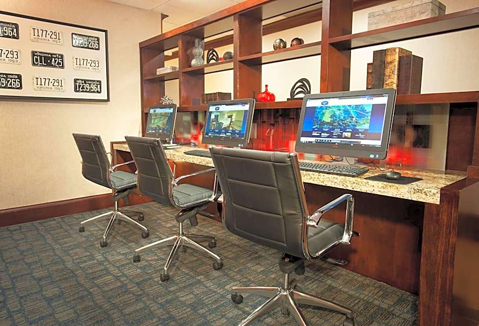 Hampton Inn By Hilton Dulles/Cascades