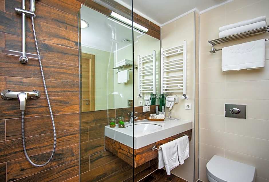 Orbi Palace Hotel Official