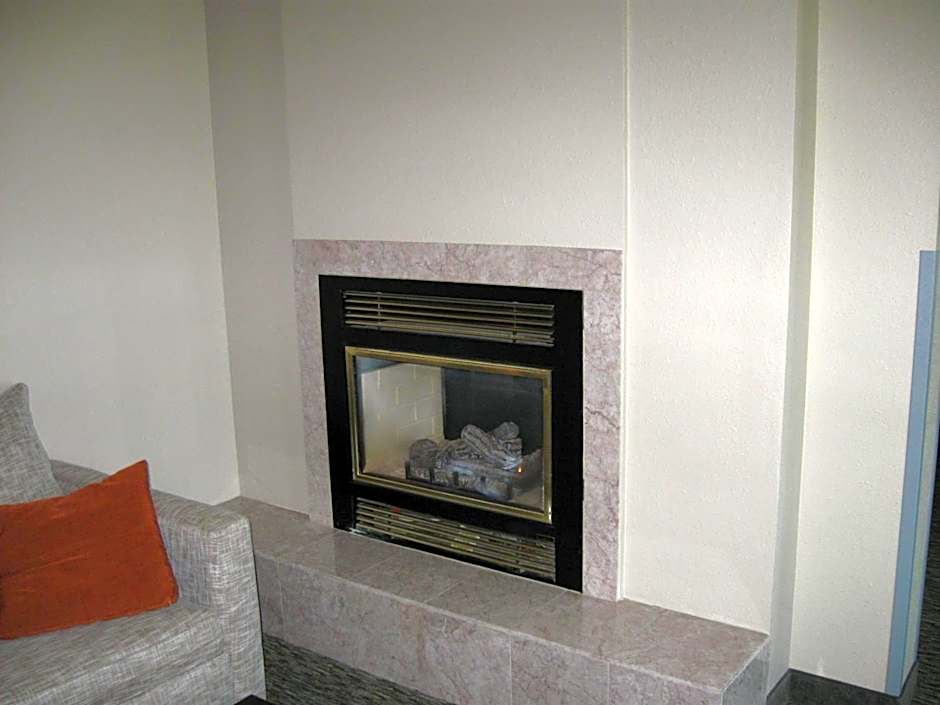 Wingate By Wyndham Fargo