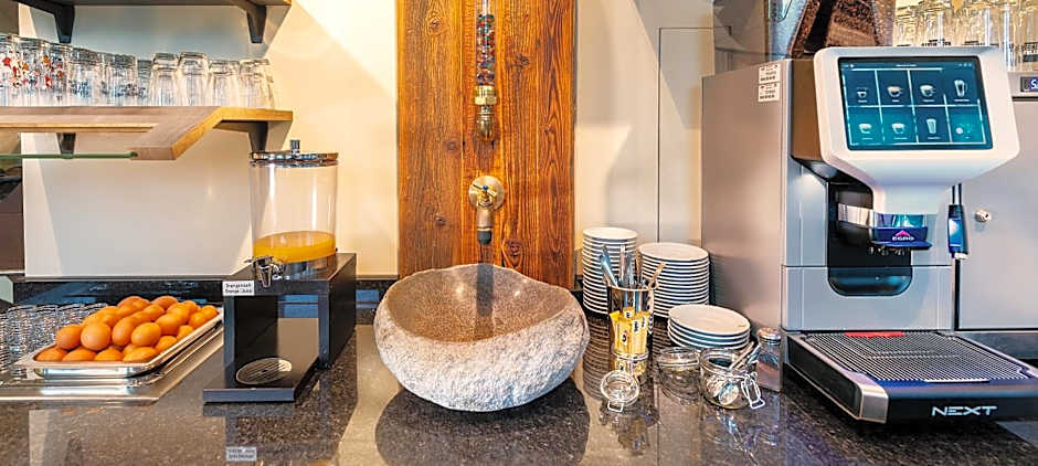 Hotel Linde - 24h Self Check-in